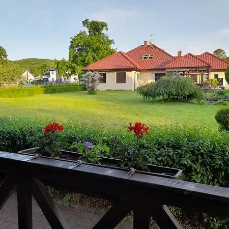 Pod Debem Lägenhet *